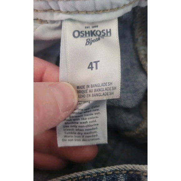 OshKosh B’Gosh Demim Bib Overalls Kids Size 4T Light Wash Embroidered Logo Patch - Picture 8 of 9